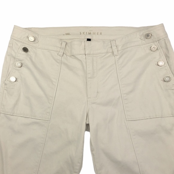 WHBM Button Detail Skimmer Jeans - Picture 3 of 8